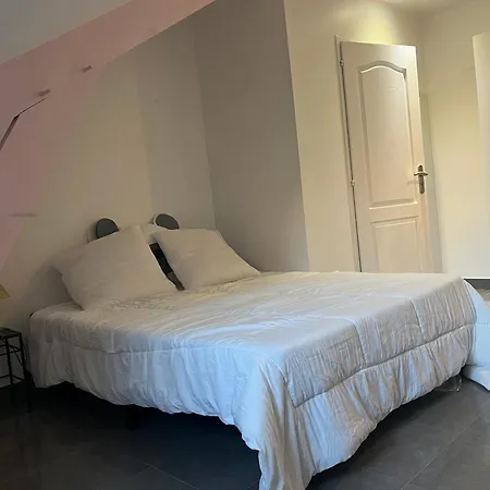 Maison *